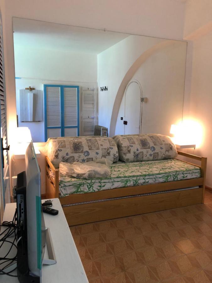 Апартаменты Casa Nana Санто-Стефано-аль-Мар Экстерьер фото
